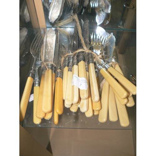 7 - A SET OF VICTORIAN CUTLERY  KNIVES FORKS AND A FISH SET