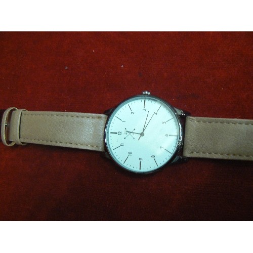 15 - A TA31081D 1801 CROSSED ARROWS M A GENTS WRIST WATCH LOOKS NEW