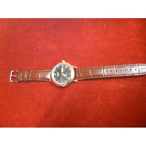 28 - A LIGE LARGE GENTS WRIST WATCH  DAY AND DATE UNWORN BROWN LEATHER STRAP