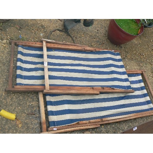 445 - 2 X TRADITIONAL WOODEN DECKCHAIRS, WITH BLUE & WHITE CANDY STRIP CANVAS.