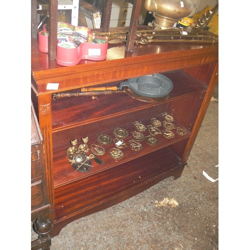 426 - MAHOGANY BOOKCASE.