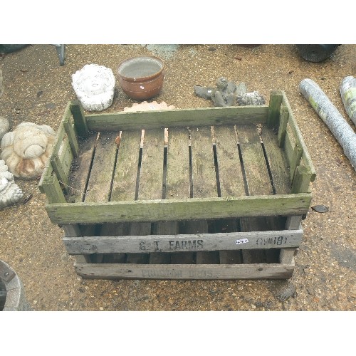 440 - 3 X VINTAGE POTATO CHITTING TRAYS.