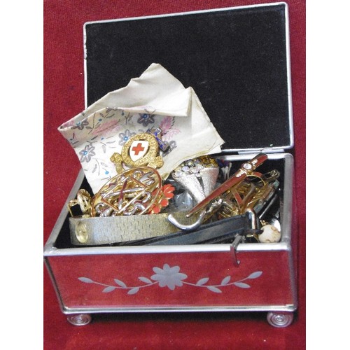 13 - A MIRRORED JEWELLERY BOX FULL OF COSTUME JEWELLERY LOVELY BROOCHES GOLD PLATED AN ENAMEL RED CROSS B... 