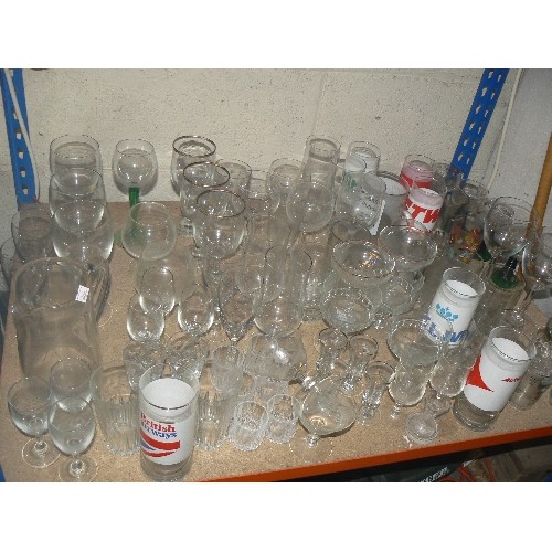 466C - SHELF OF GLASSWARE INCLUDING PAIR OF BABYCHAM, ADVERTISING, WINE ETC