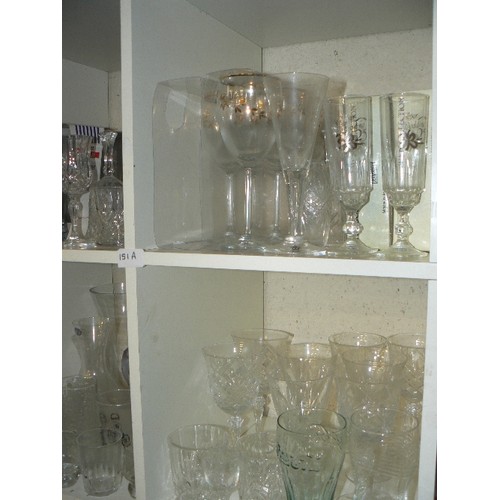 151A - 9 X CUBES FULL OF MIXED GLASS. IDEAL FOR THOSE CHRISTMAS VISITORS