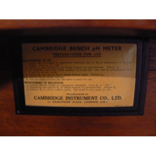 191 - CAMBRIDGE BENCH pH METER. MANUFACTURED BY CAMBRIDGE METER Co