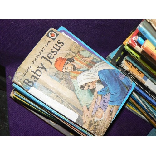 150 - LARGE STACK OF LADYBIRD BOOKS. VINTAGE.