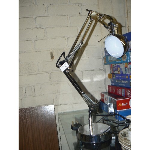 159 - ANGLEPOISE STYLE LAMP. CHROME EFFECT.