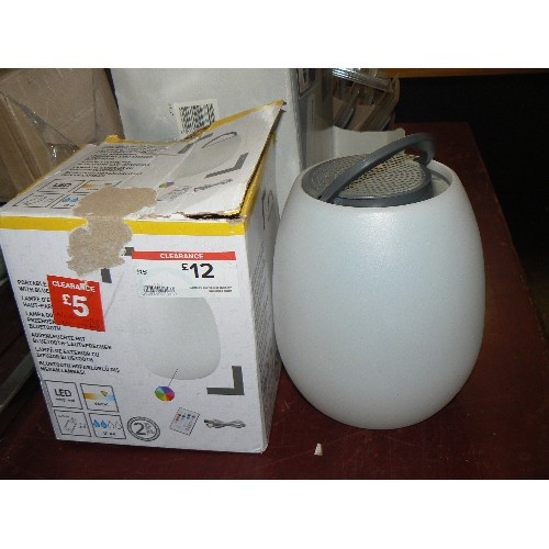 185 - PORTABLE OUTDOOR LAMP WITH BLUETOOTH SPEAKER. LED INTEGRATED. APPEARS UNUSED. WITH BOX.