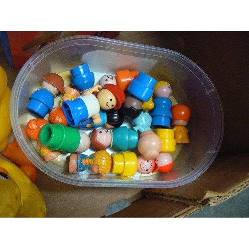 235 - WOODEN NOAH'S ARK SHAPE SORTER[APPEARS NEW/BOXED] COLLECTION OF FISHER-PRICE PEOPLE, BABY BATHTIME I... 