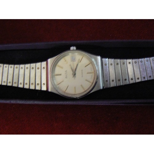 20 - AN AVIA GENTS WATCH WITH DATE WORKING