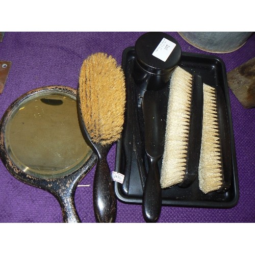 102 - VINTAGE BAKELITE DRESSING TABLE SET ON A TRAY. ALSO 'EBONY' HORSE HAIR BRUSHES.