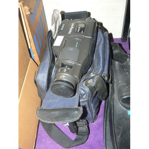 164 - SONY HANDYCAM VIDEO 8 CAMERA RECORDER. WITH CARRY BAG