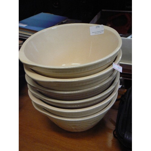 256 - SET OF 6 X SMALL CERAMIC MIXING BOWLS.