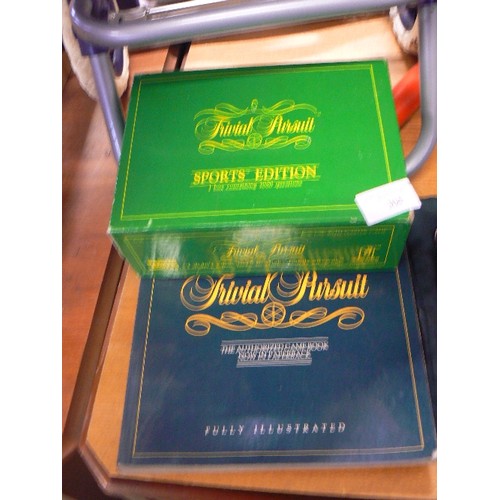 304 - TRIVIAL PURSUIT SPORTS EDITION AND AUTHORISED GAME BOOK.