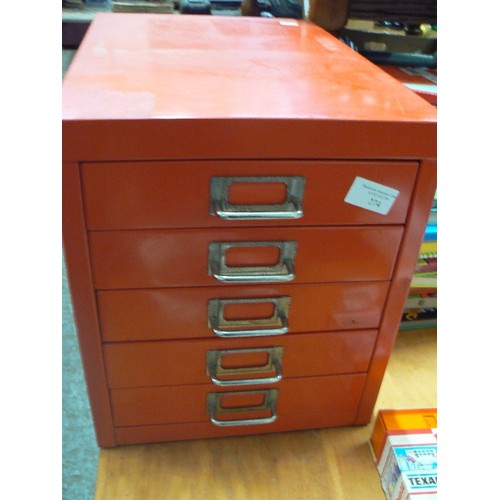 274 - SMALL TABLETOP METAL FILING CABINET. RED WITH 5 A4 SIZE DRAWERS.