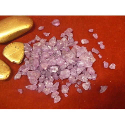 61 - AMETHYST-QUANTITY OF ROUGH STONES. ALSO 3 GOLD-PAINTED PEBBLES.