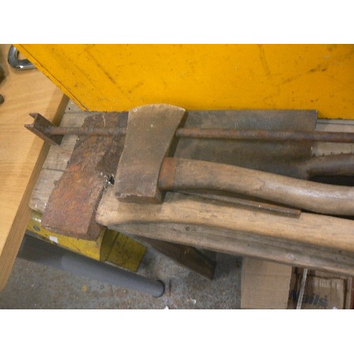 354 - LARGE VINTAGE TOOLS. INCLUDES A VERY LARGE SAW WITH ENORMOUS TEETH!, A FELLING AXE, A POST-HOLE SPAD... 