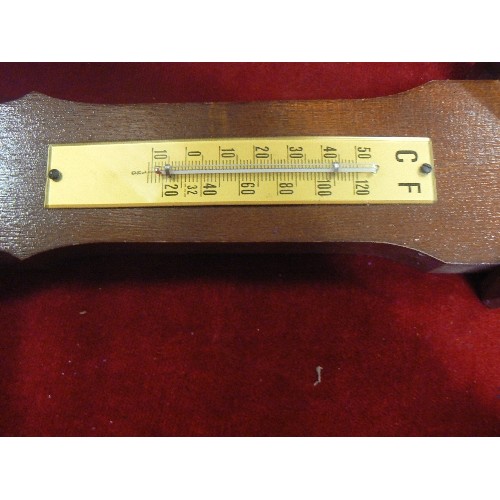 59 - VINTAGE BAROMETER. WEATHERMASTER.