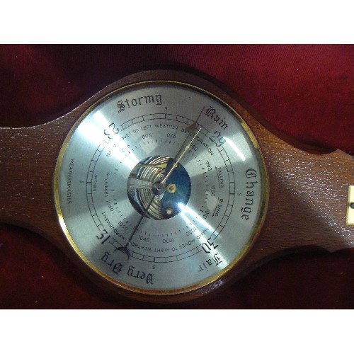 59 - VINTAGE BAROMETER. WEATHERMASTER.