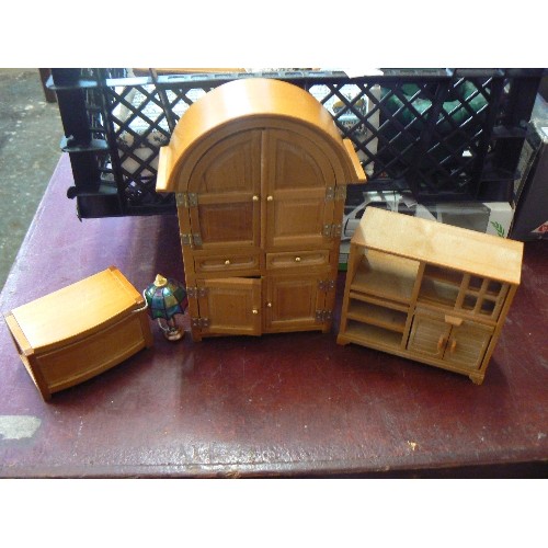 230 - DOLLS HOUSE FURNITURE, INC BUNK BEDS, CHESTERFIELD, CRIB ETC ETC.