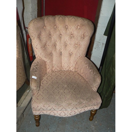 416 - VICTORIAN BUTTON BACKED CHAIR