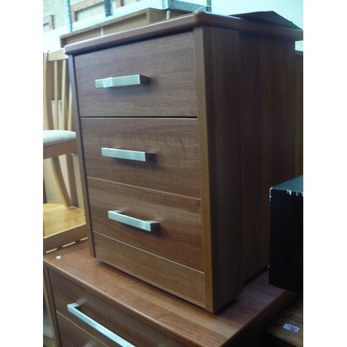 405 - CHEST OF  4 DRAWERS, WOOD EFFECT WITH  METAL WIDE HANDLES AND A MATCHING BEDSIDE CHEST