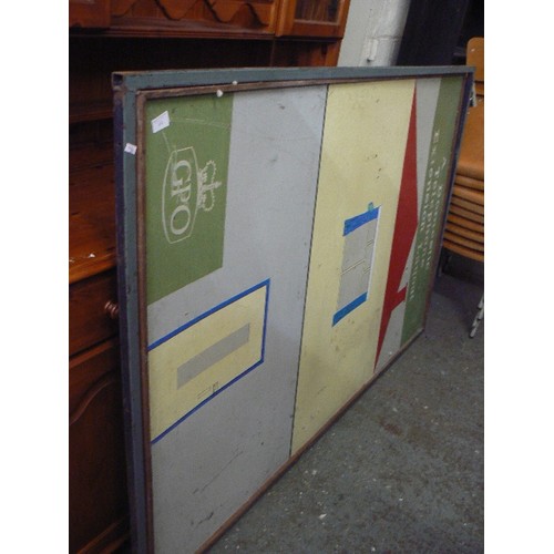 452 - ORIGINAL GPO TRAINING BOARD DEPICTING DOMESTIC TELEPHONE EXTENSION LAYOUT, ON REVERSE IS A USABLE PE... 