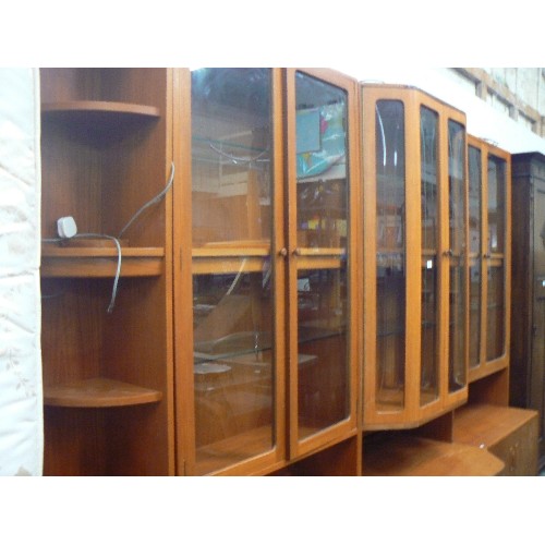 447 - G-PLAN TEAK 6 UNIT AND CORNER SECTION TO MAKE COMPLETE UNIT - VERY NICE, WITH LIGHTS