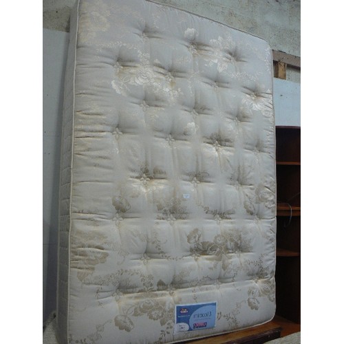 446 - MIRACOIL 3 SILENT NIGHT  DOUBOE MATTRESS, CLEAN AND LIGHT 135CM WIDE