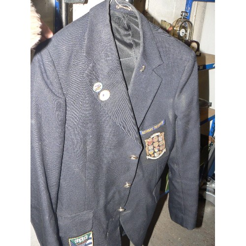 410B - ADAMS BOWLING ENGLISH BOWLING FEDERATION BLAZER WITH BADGES, MEDIUM APPROX 44