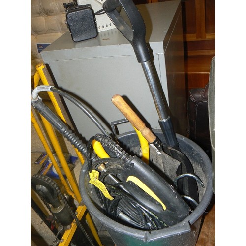 399B - MIXD GARDENING - HOSE, BUCKET, PRESSURE WASHER HOSE AND GUN,  SNOW SHOVEL, DUSTPAN, SHEARS ETC