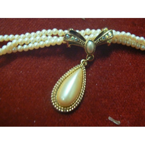 55 - JERSEY PEARL COMPANY A LOVELY LADIES DRESS WATCH FAUX SEED PEARL AND A MATCHING NECKLACE