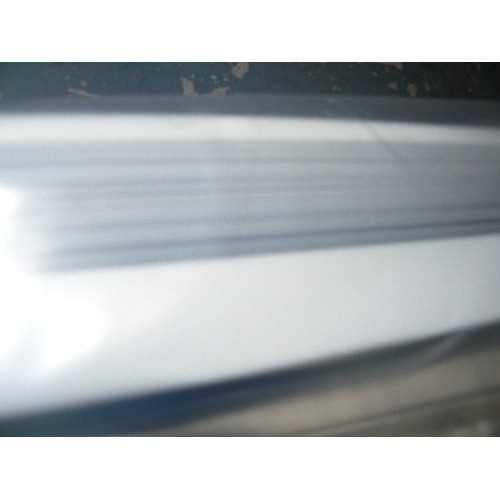 467 - WHITE VENETIAN BLIND, NEW AND SEALED 86