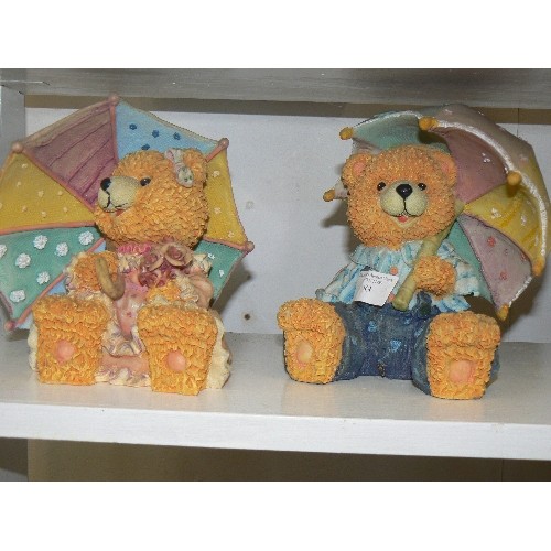 83 - PAIR OF TEDDY BEAR ORNAMENTS BOTH HOLDING UMBRELLAS