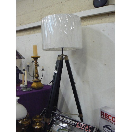 114 - LARGE FLOOR LAMP WITH TRIPOD STAND AND NEW SHADE