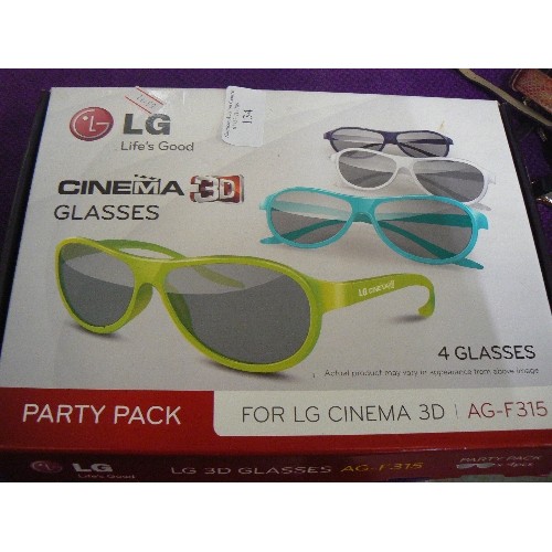 134 - LG 3D GLASSES NEW AND BOXED