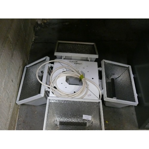 406 - OUTDOOR FOUR-HEAD HEATER