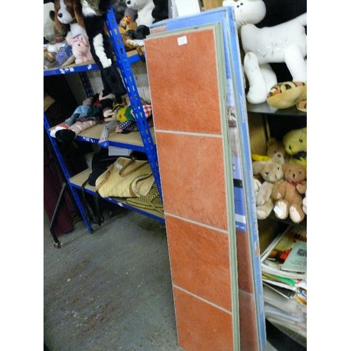 422 - FLOOR MASTER TILE LOC,  SEALED PACK AND 2 LOOSE