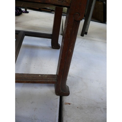 1046 - 12 ANTIQUE, VINTAGE AND RETRO CHAIRS . INCLUDES SET OF 4 VICTORIAN CHAIRS WITH CARVING TO BACK RAIL ... 