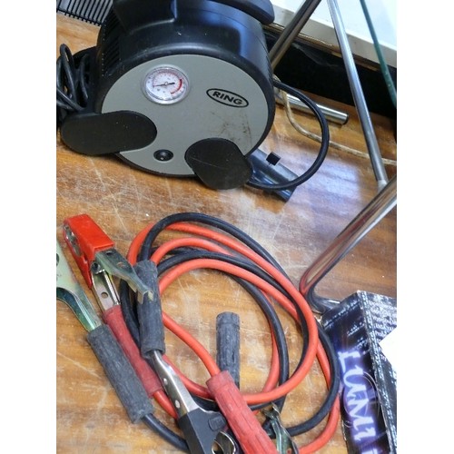 333 - ELECTRIC TYRE INFLATOR BY RING WITH A SET OF JUMPLEADS