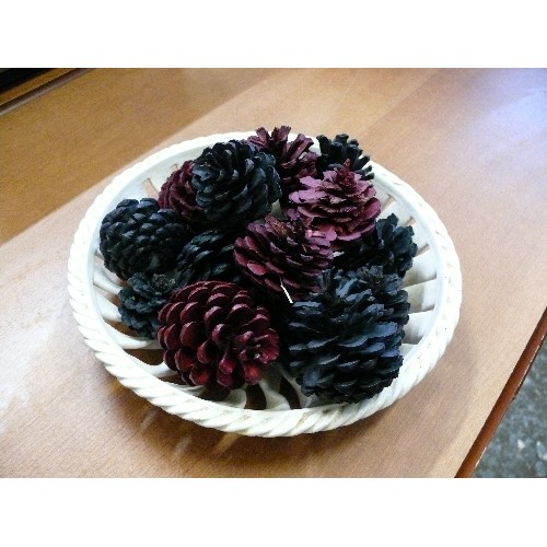 244 - DECORATIVE CERAMIC BOWL CONTAINING FRAGRANCED DECORATIVE PINE CONES