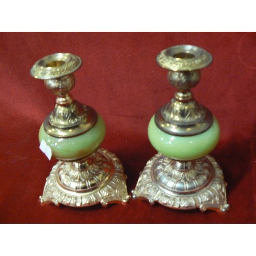 113 - COLLECTION OF BRASS AND SILVERPLATED CANDLESTICKS PLUS A PAIR OF CRYSTAL CANDLESTICKS.