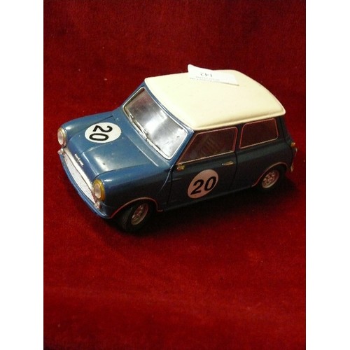 142 - MINI COOPER S 1964 ECH 1/16 MODEL CAR WITH BOX.