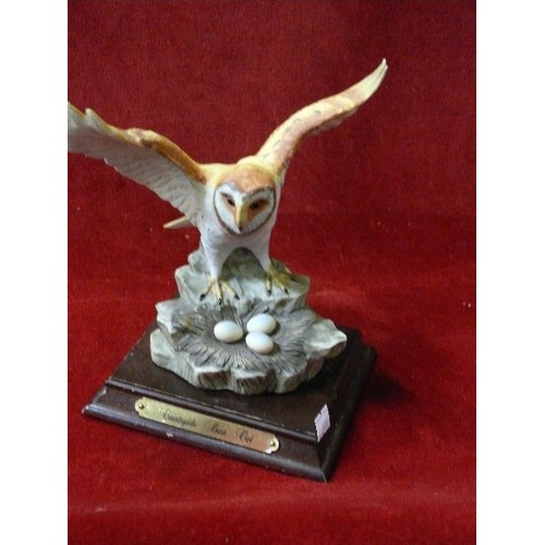 144 - COUNTRYSIDE BARN OWL FIGURINE.