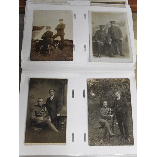 321 - WW1 - An impressive collection of WW1 real photographic & other postcards (over 100). The album is d... 