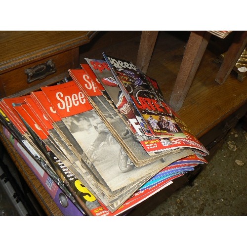 403 - QUANTITY OF 'SPEEDWAY STAR & NEWS' MAGAZINES FROM THE 1960'S.