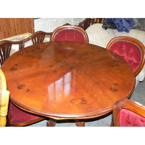 423 - ORNATE ITALIAN STYLE DINING TABLE WITH FOUR CHAIRS UPHOLSTERED IN RED VELOUR, BUTTONED BACK.