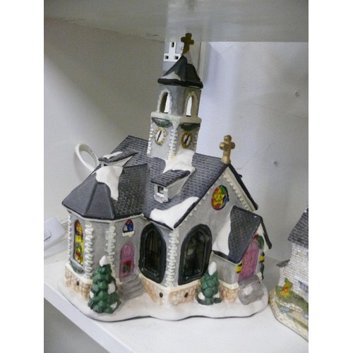 85 - CHRISTMAS LIGHT UP CHURCH ORNAMENT PLUS LILLIPUT LANE 'CHRISTMAS PARTY' AND DAVID WINTER 'STONECUTTE... 