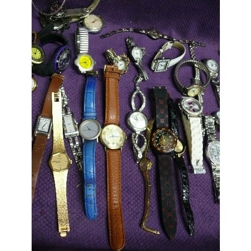 92 - COLLECTION OF MORE THAN THIRTY WATCHES.